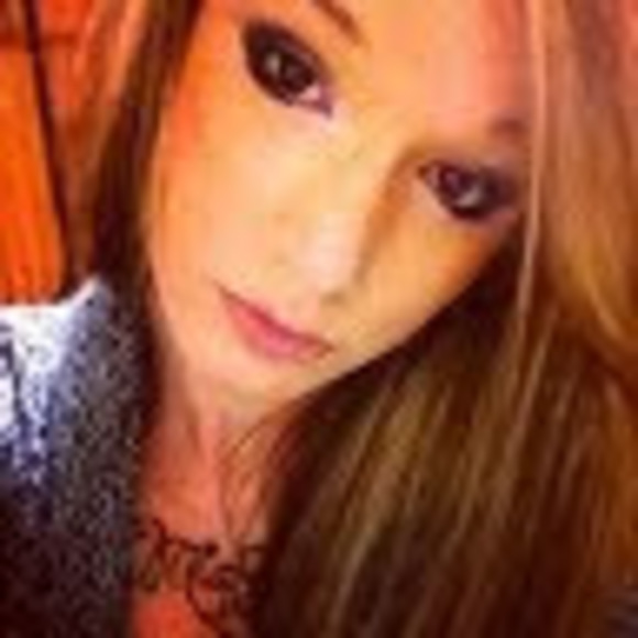 Meet your Posher, Victoria - Picture 1 of 1